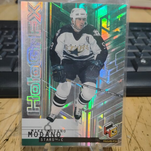 Hockey Mystery Packs - Picture 7 of 12